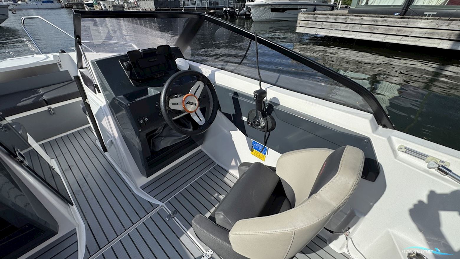 Bella 550 BR