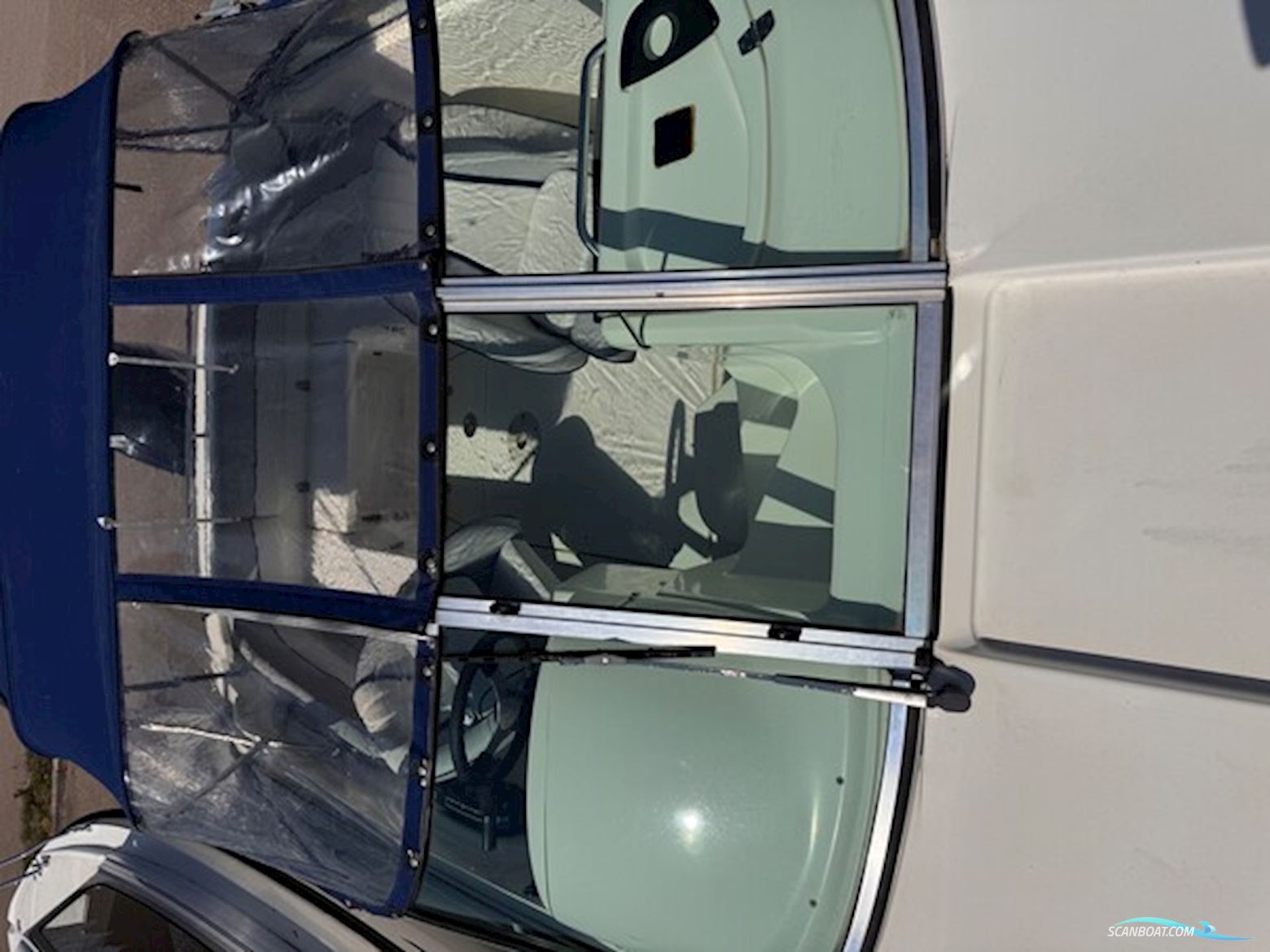 Bella 620 DC – 2005 Med Mercury 115 HK Efi – 2018 • Super Velholdt Kvalitets-Dagcruiser