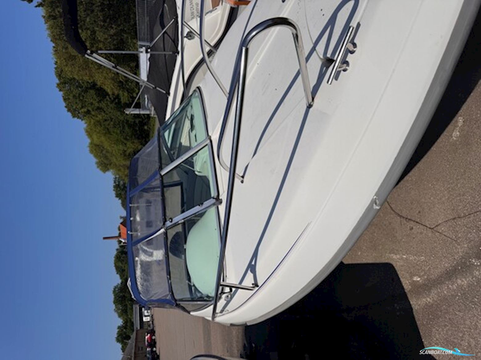 Bella 620 DC – 2005 Med Mercury 115 HK Efi – 2018 • Super Velholdt Kvalitets-Dagcruiser