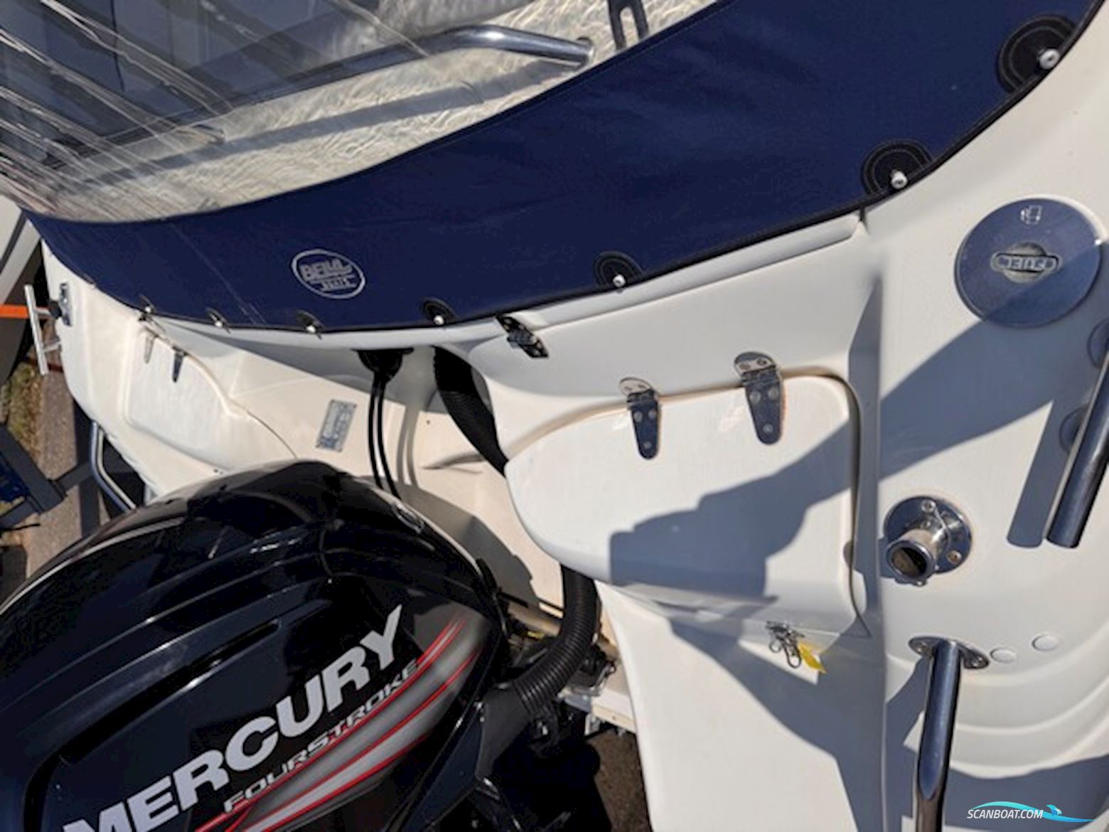 Bella 620 DC – 2005 Med Mercury 115 HK Efi – 2018 • Super Velholdt Kvalitets-Dagcruiser