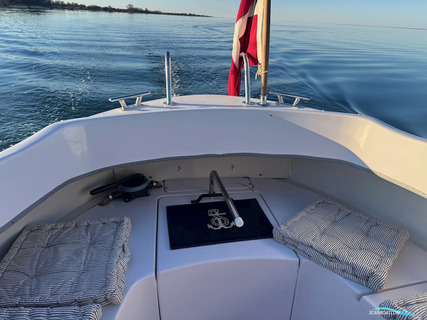 Bella 702
