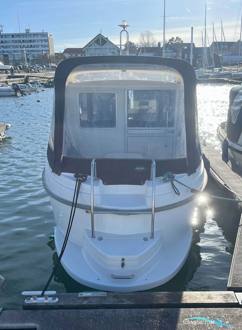 Bella 703 Med Bovpropel