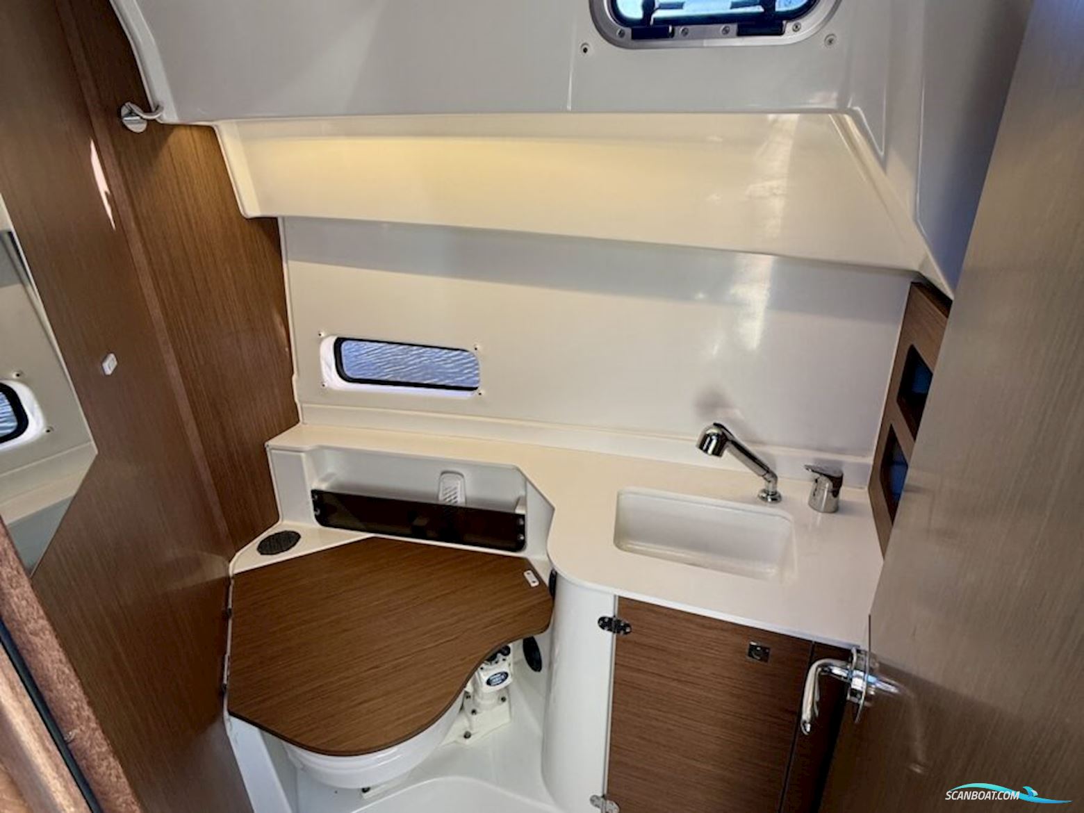Beneteau  Antares 9