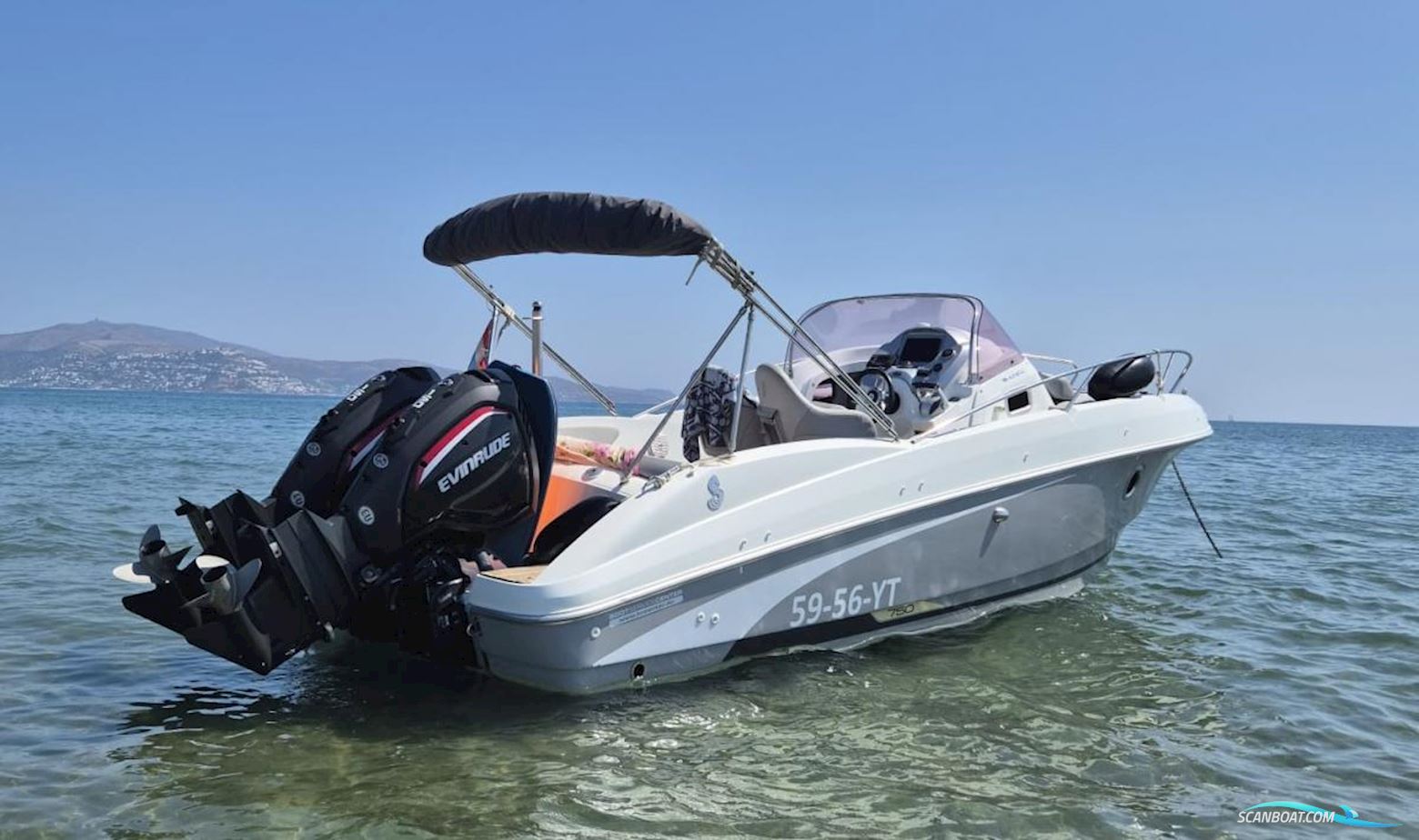 Beneteau 750 Flyer Sundeck Motorboat 2010, with Evinrude engine, The Netherlands