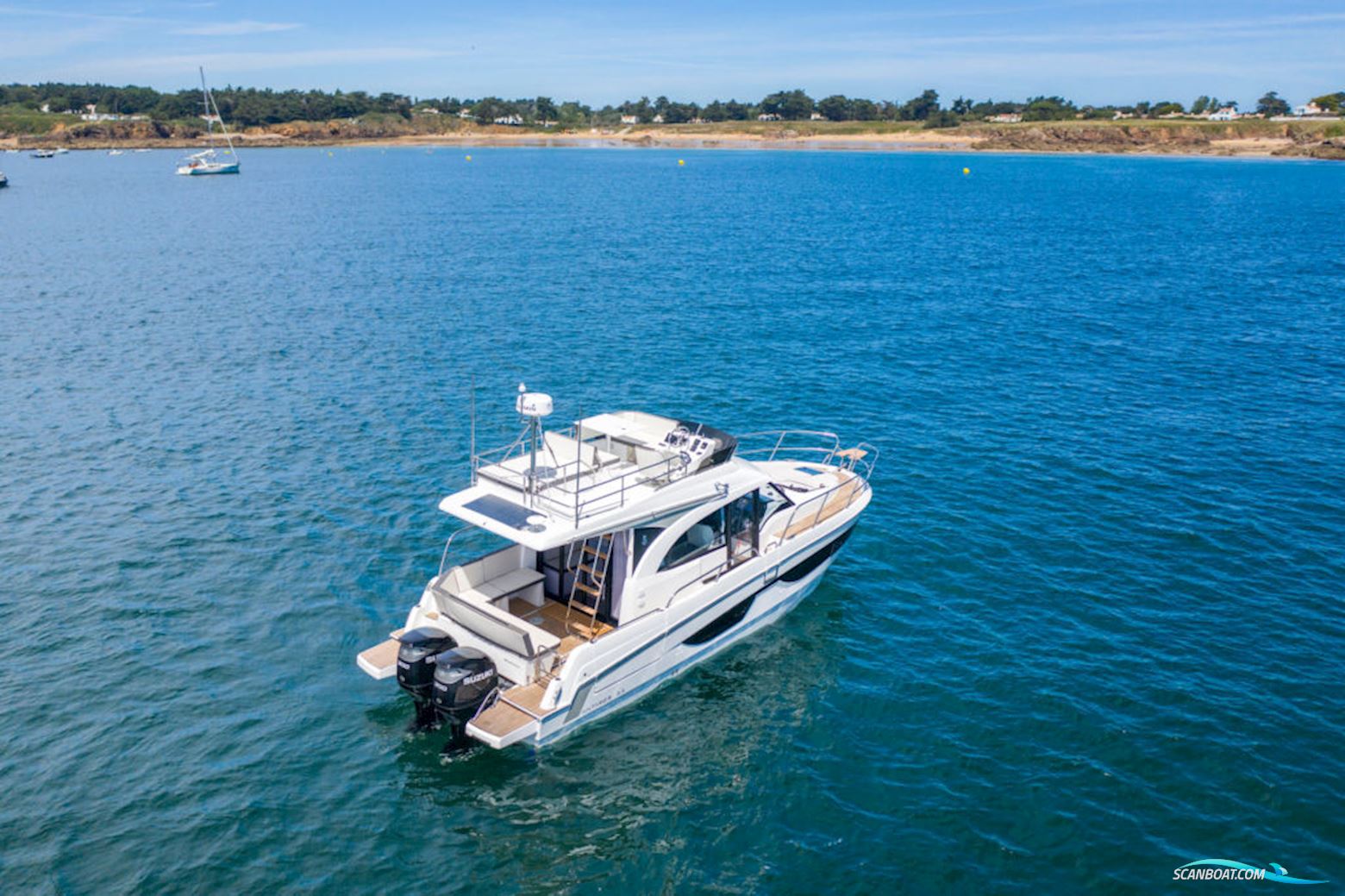Beneteau Antares 11 Fly