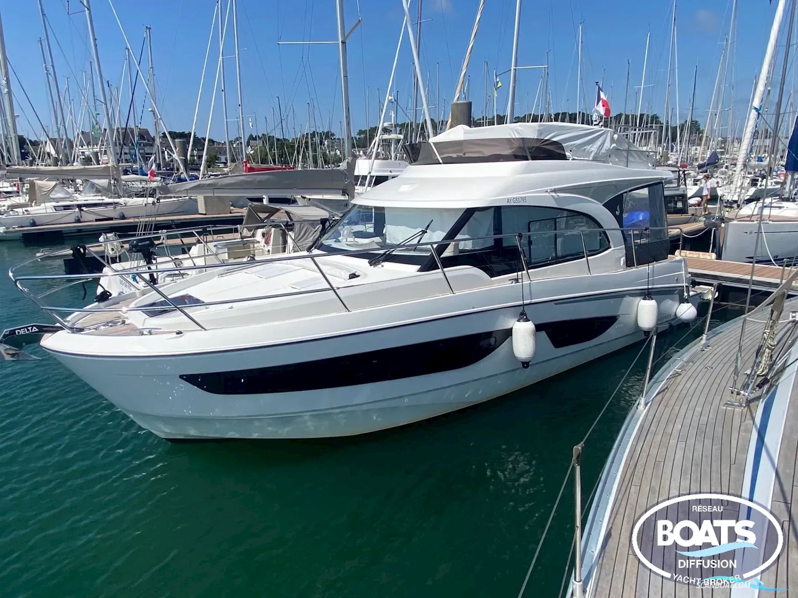 Beneteau Antares 11 Flybridge Motorboat 2023, with SUZUKI engine, France