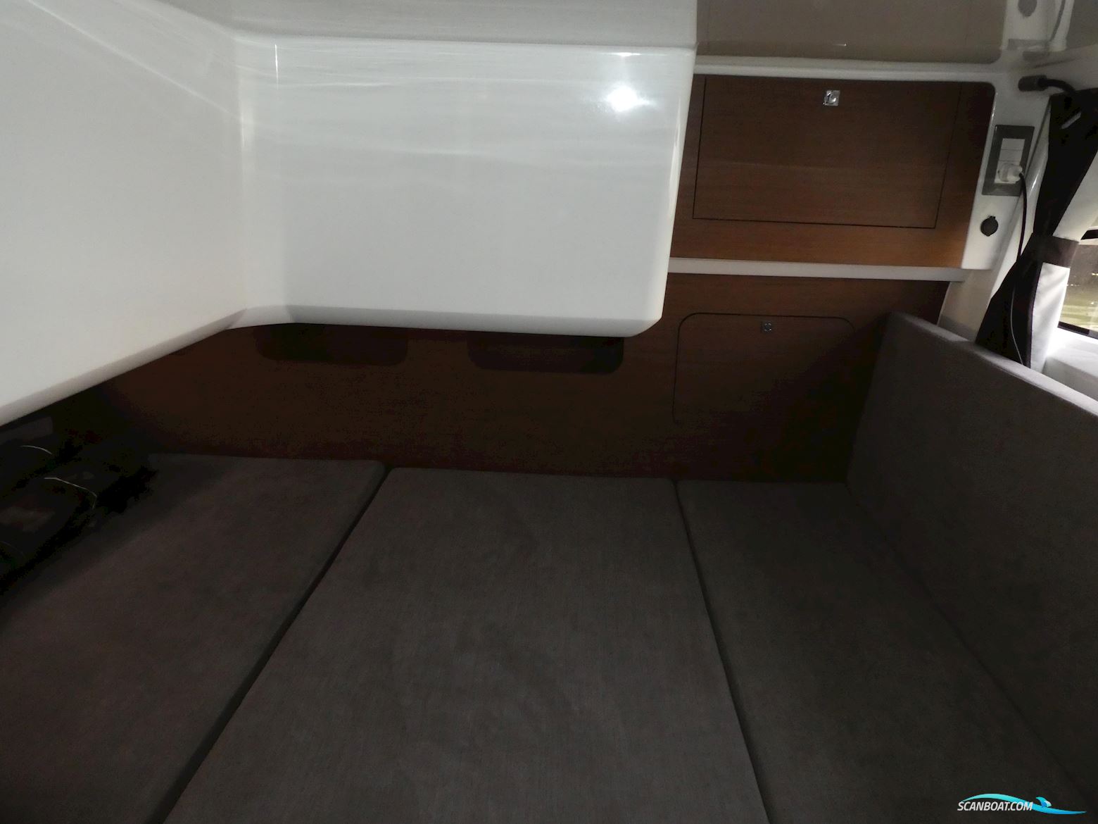 Beneteau Antares 11 OB - (Seakeeper)