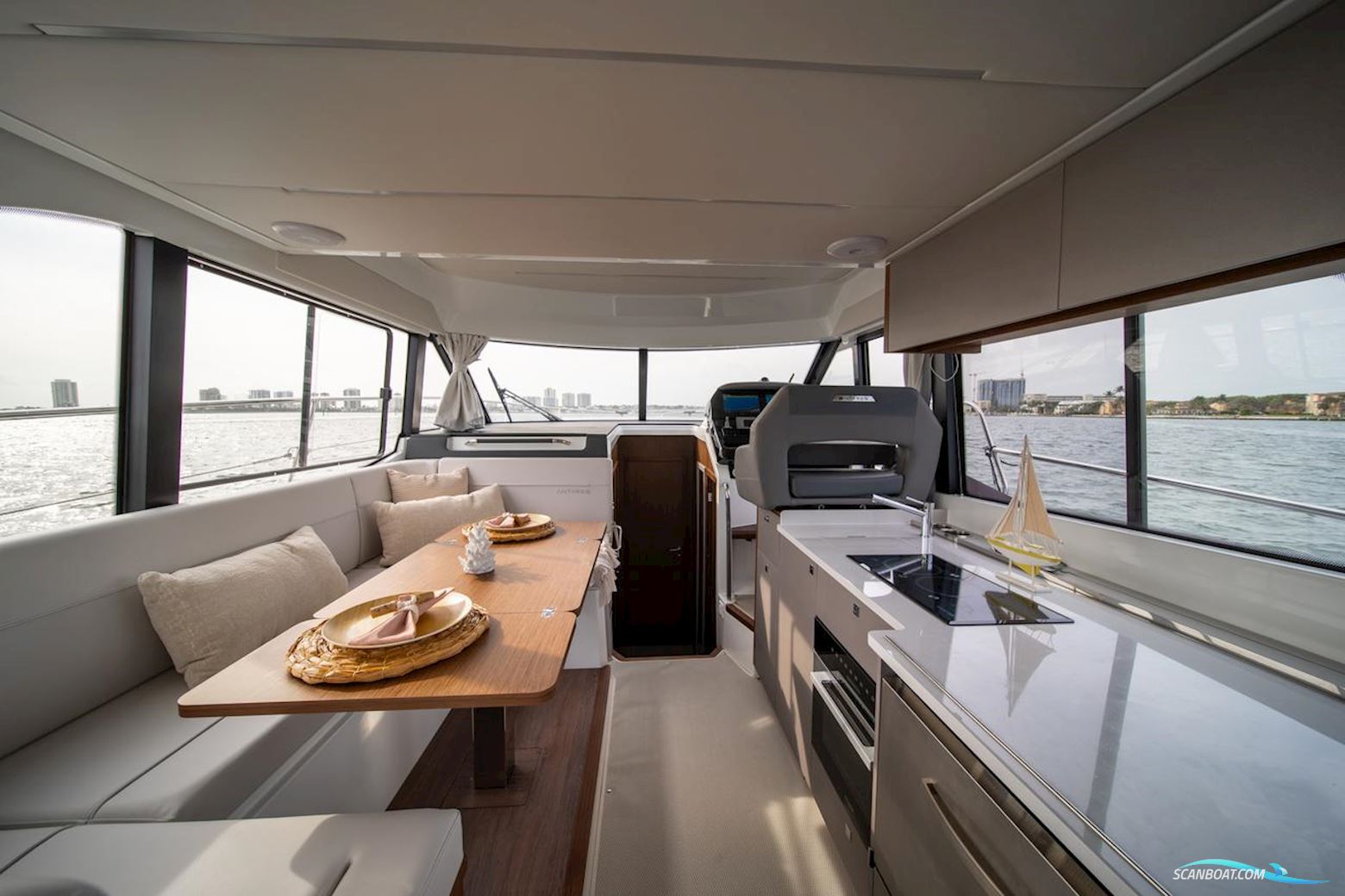 Beneteau Antares 12