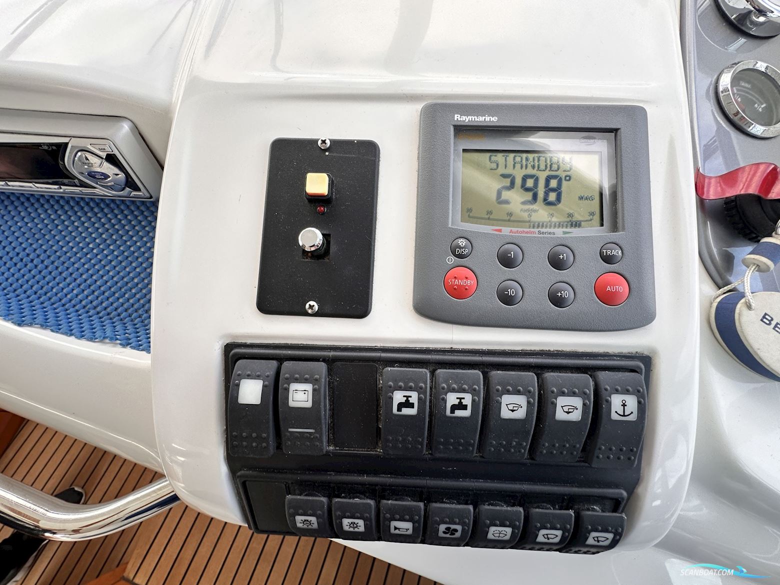 Bénéteau Antares 12