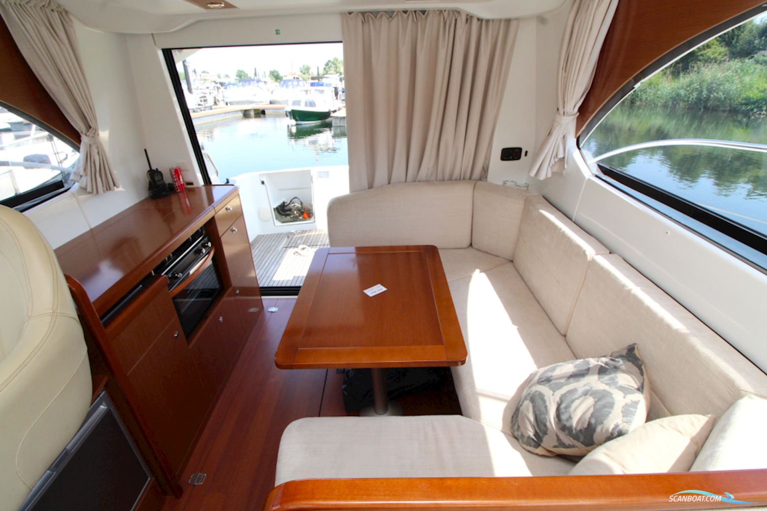 Beneteau Antares 30 Fly