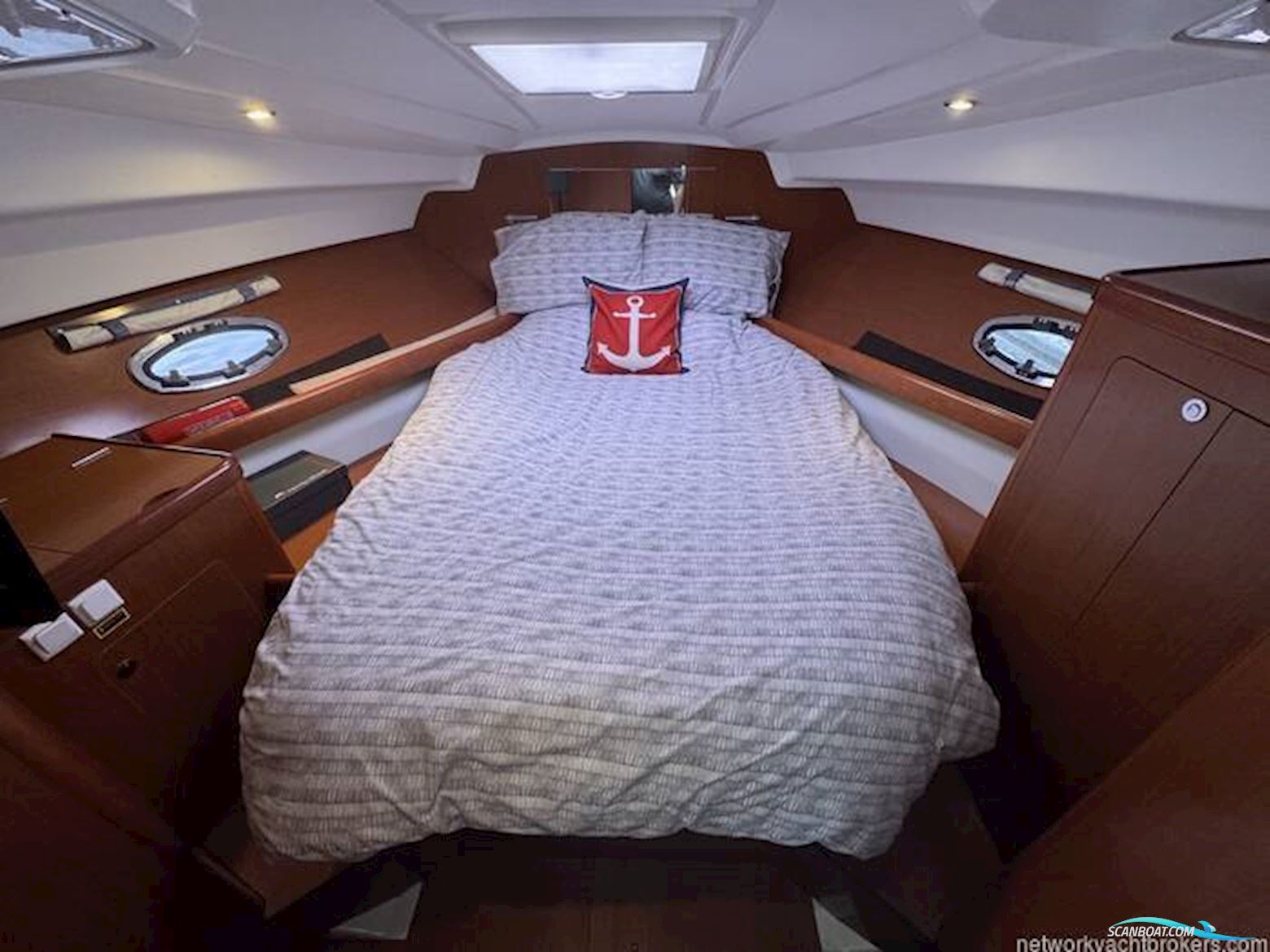 Beneteau Antares 30