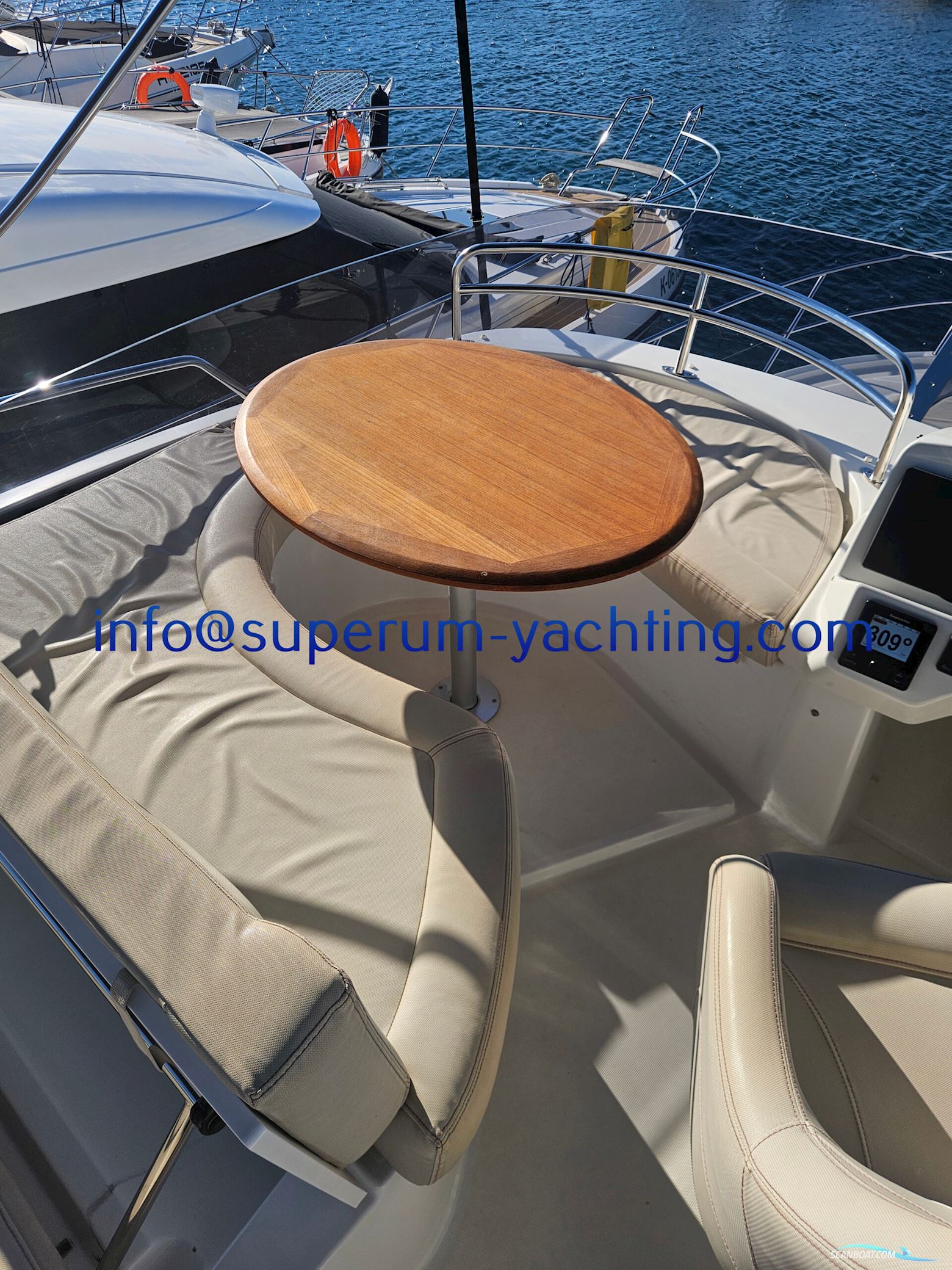 Beneteau Antares 36