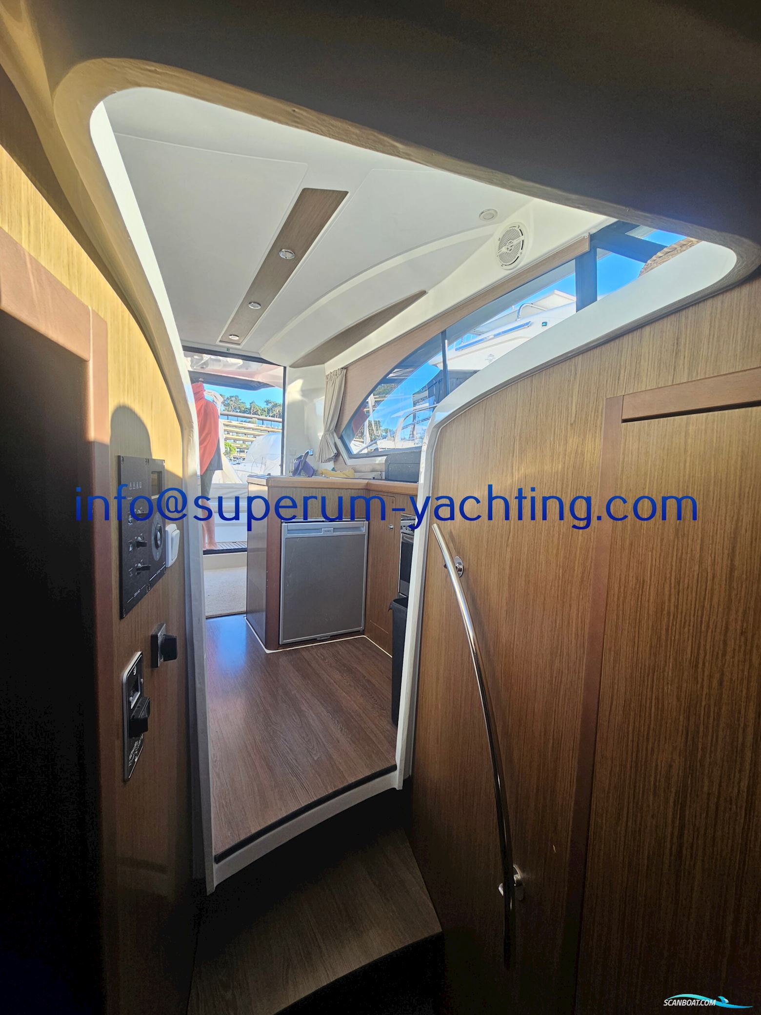 Beneteau Antares 36