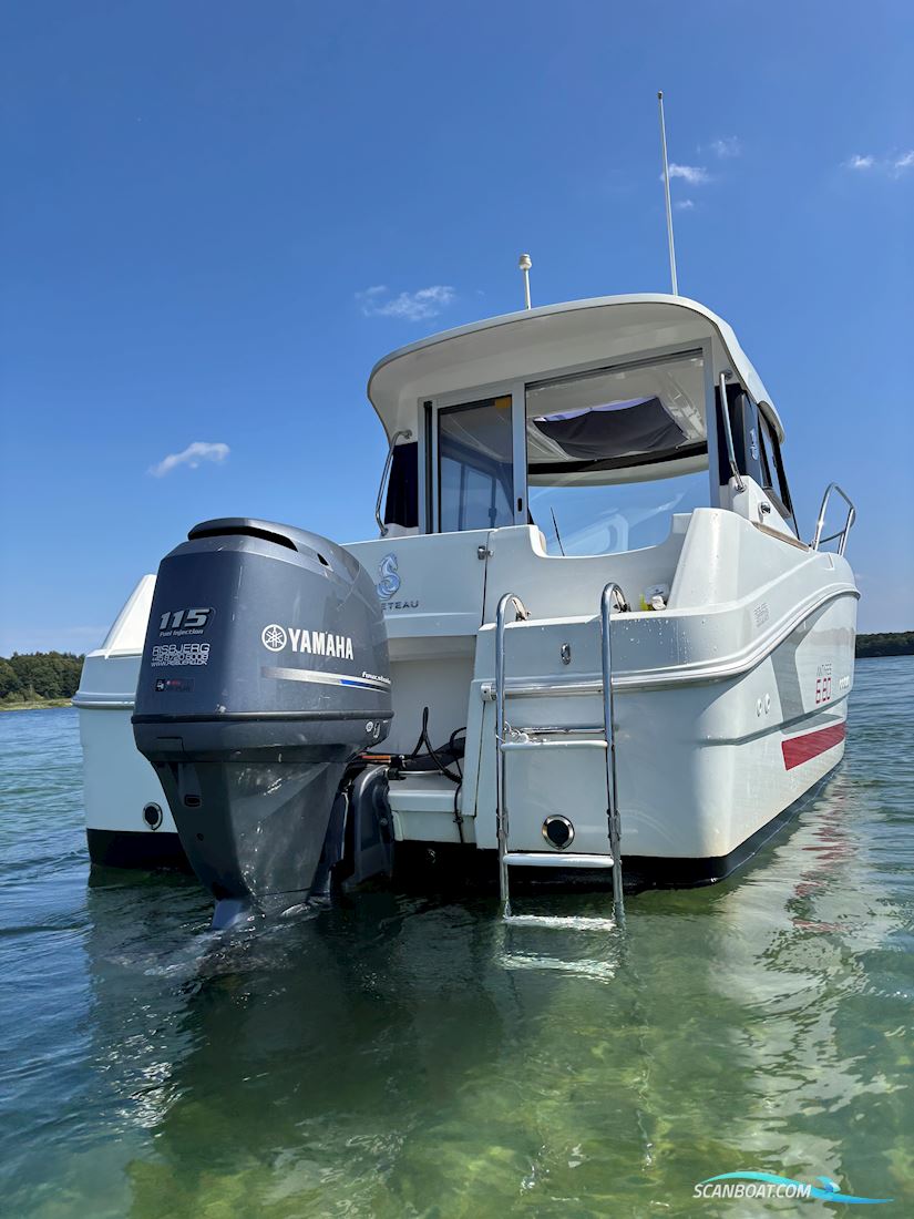 Beneteau Antares 680