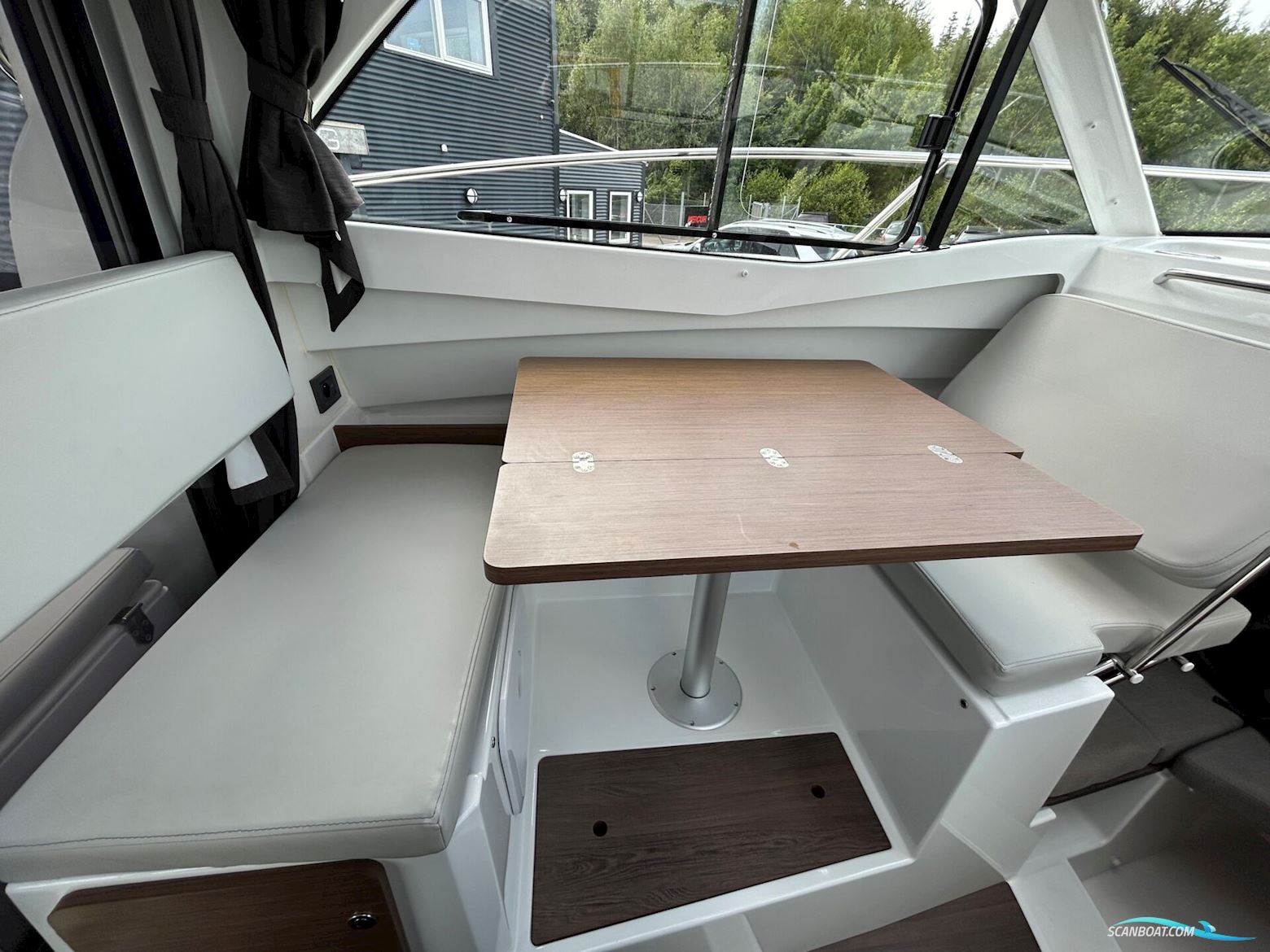 Beneteau Antares 7 OB V2