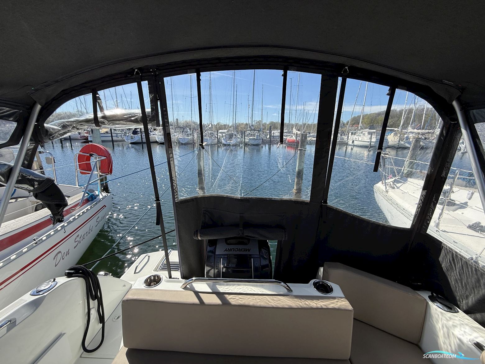 Beneteau Antares 7