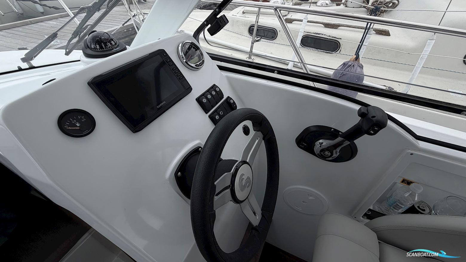 Beneteau Antares 7