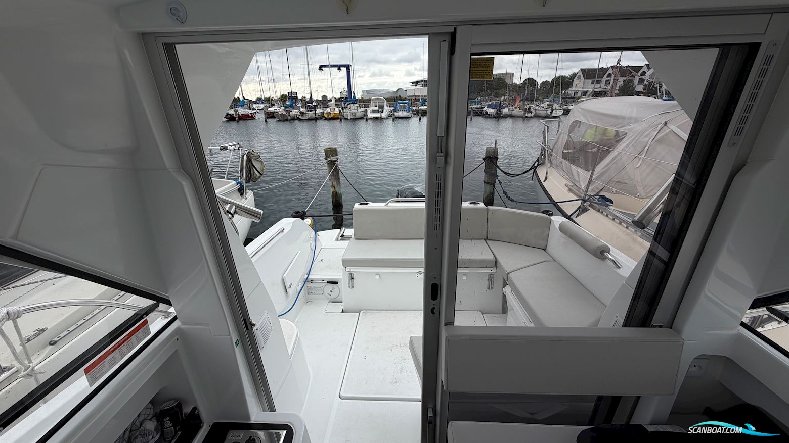Beneteau Antares 7