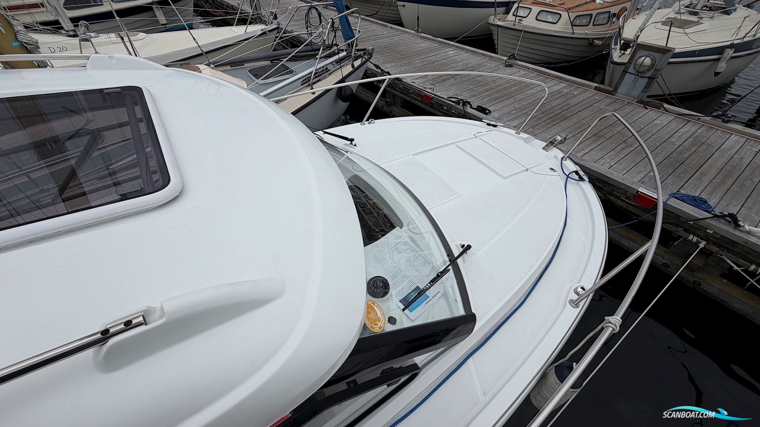 Beneteau Antares 7