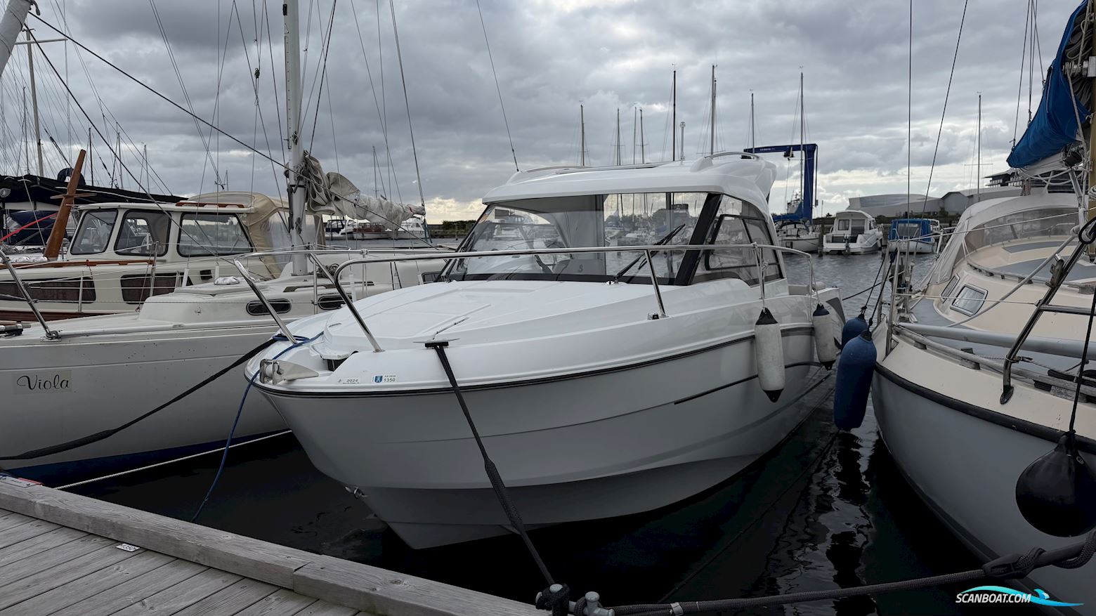 Beneteau Antares 7