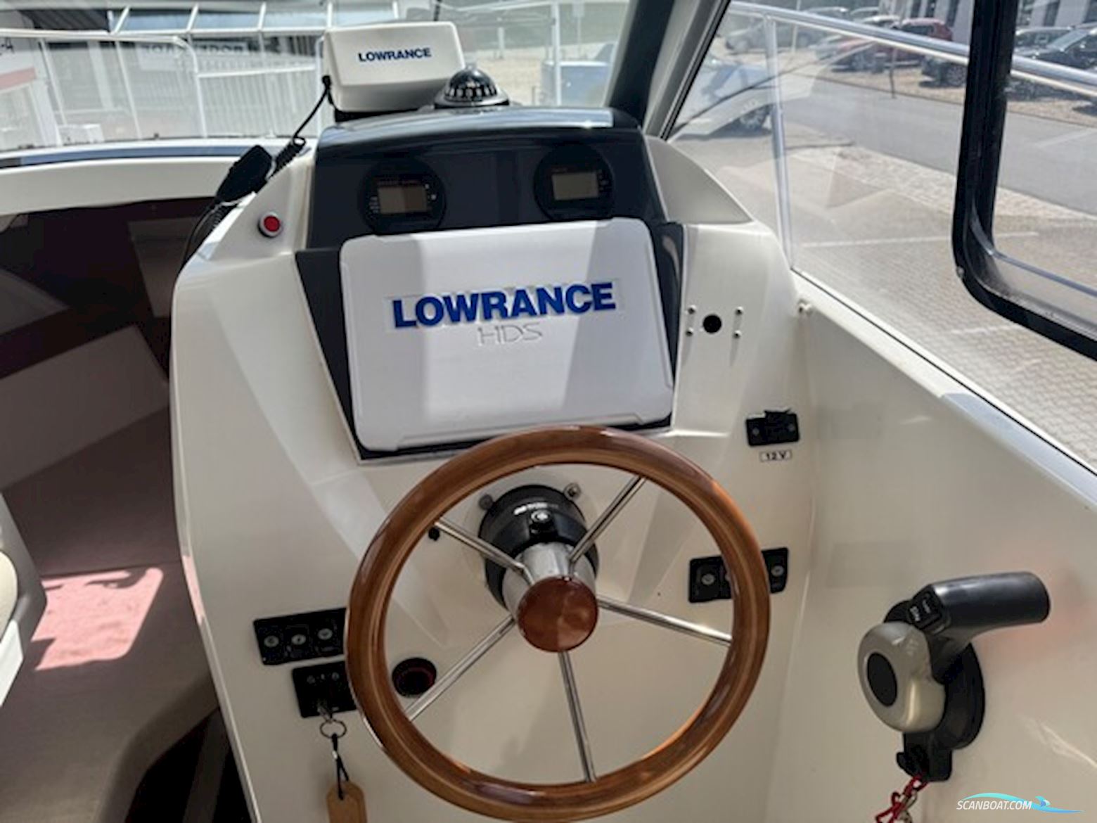 Beneteau Antares 780 Med 225 hk Yamaha-Efi 4 Takt V6 - Solgt