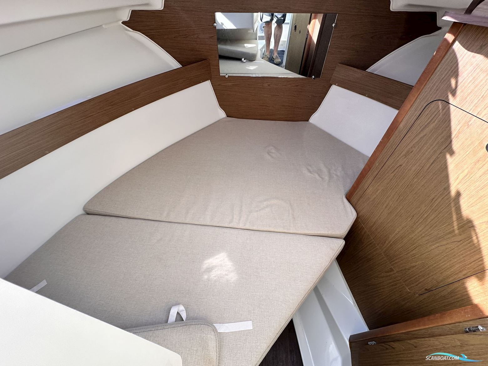 Bénéteau Antares 780