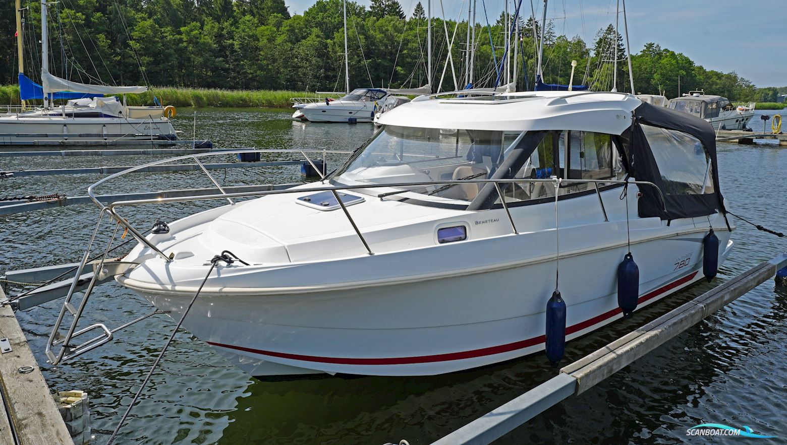 Beneteau Antares 780 Motorboat 2016, with Mercury engine, Sweden