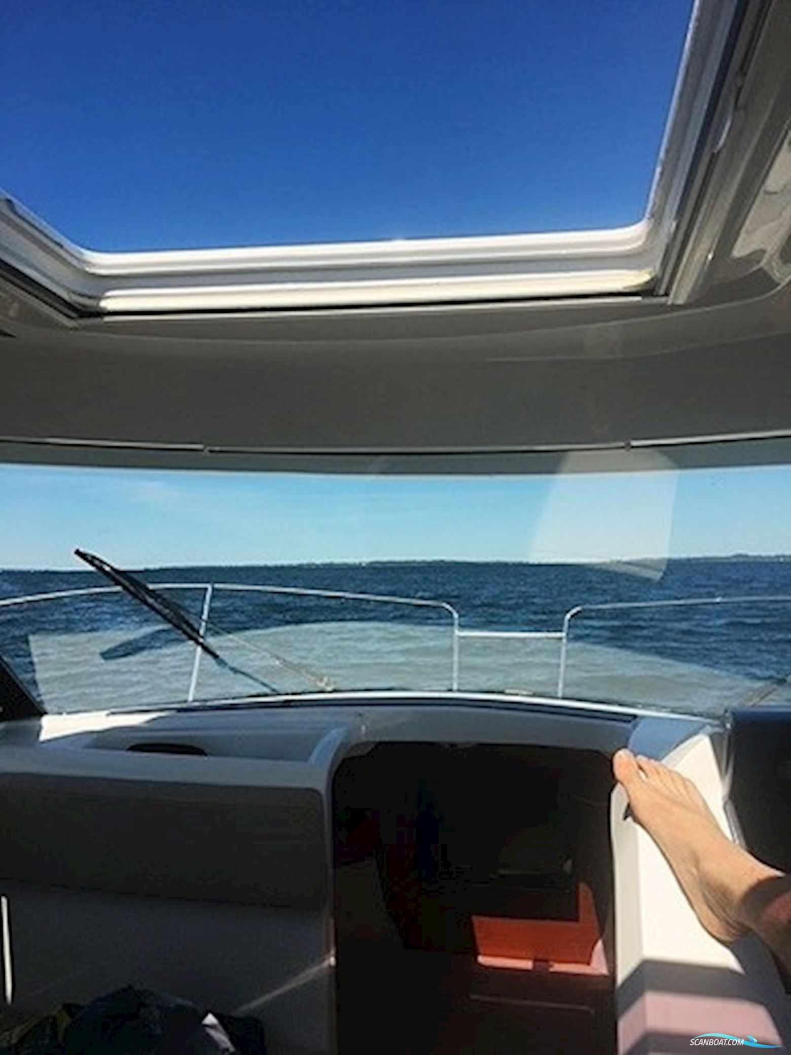 Beneteau Antares 7.80 Til Salg – Yamaha 150 HK – Veludstyret Kabinebåd Fra 2013