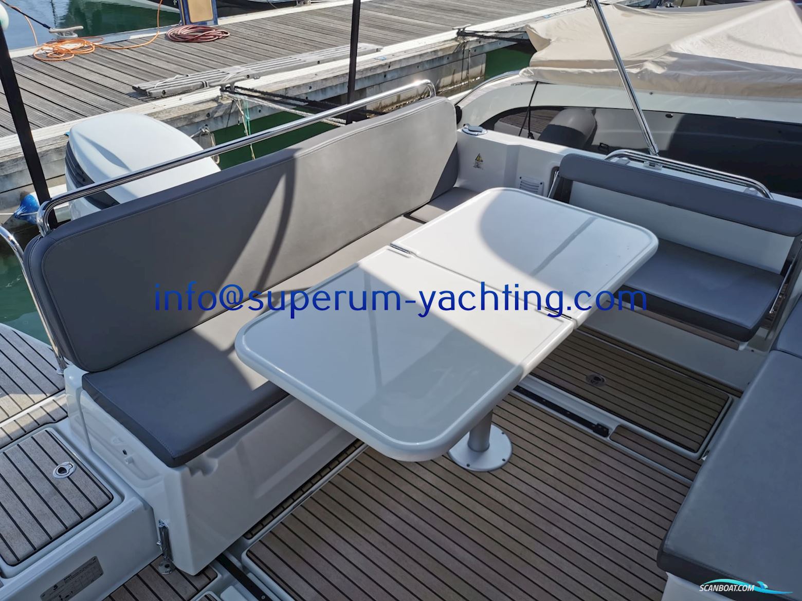Beneteau Antares 8
