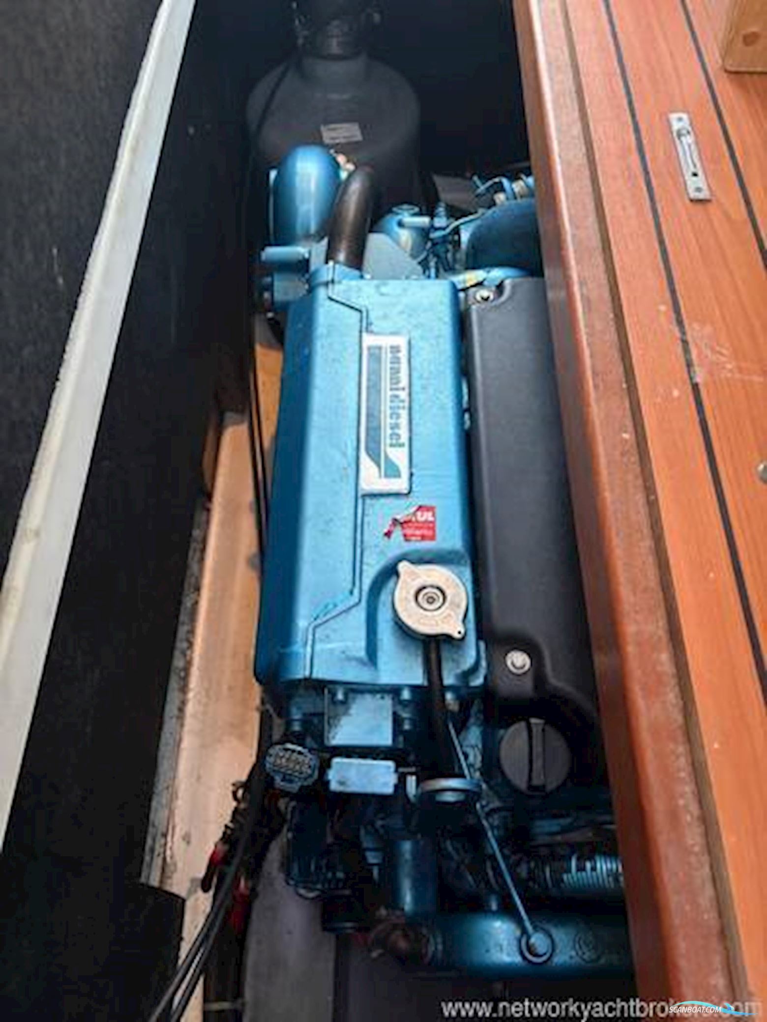 Beneteau Antares 8