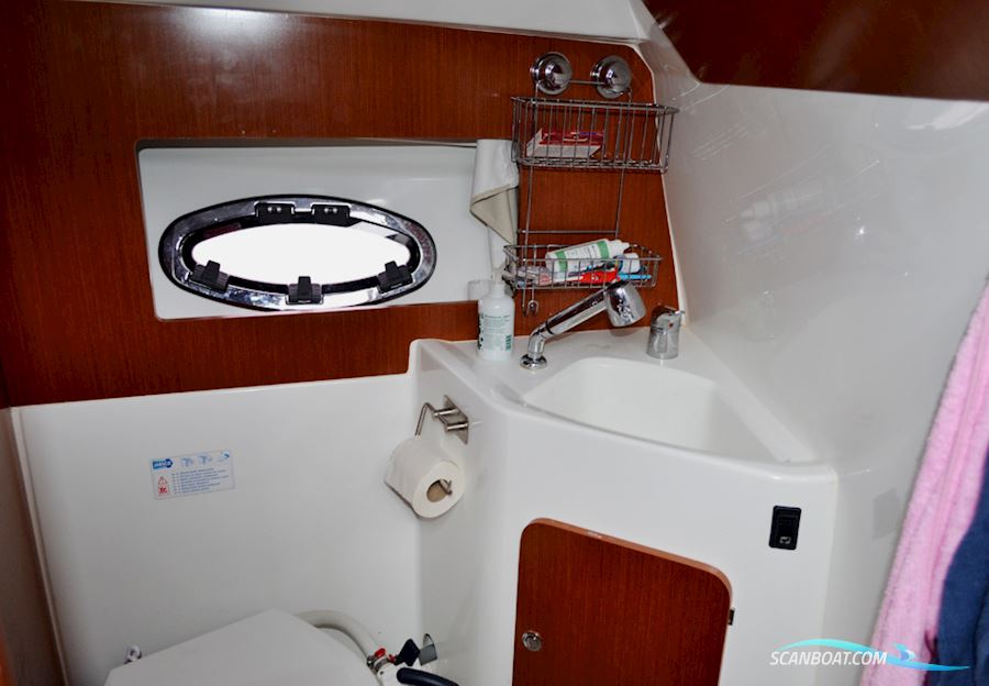 Beneteau Antares 8.80