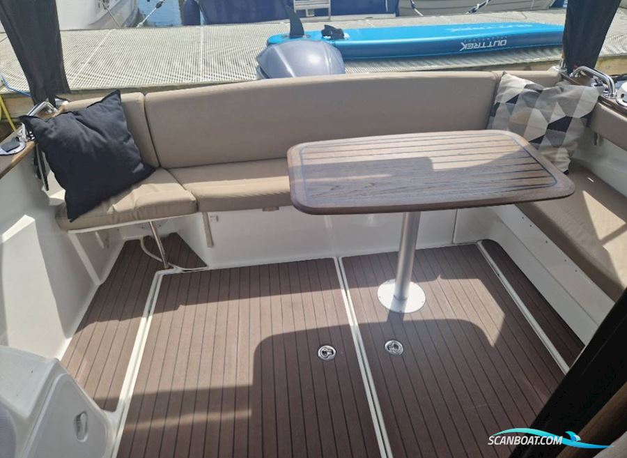 Beneteau Antares 8.80