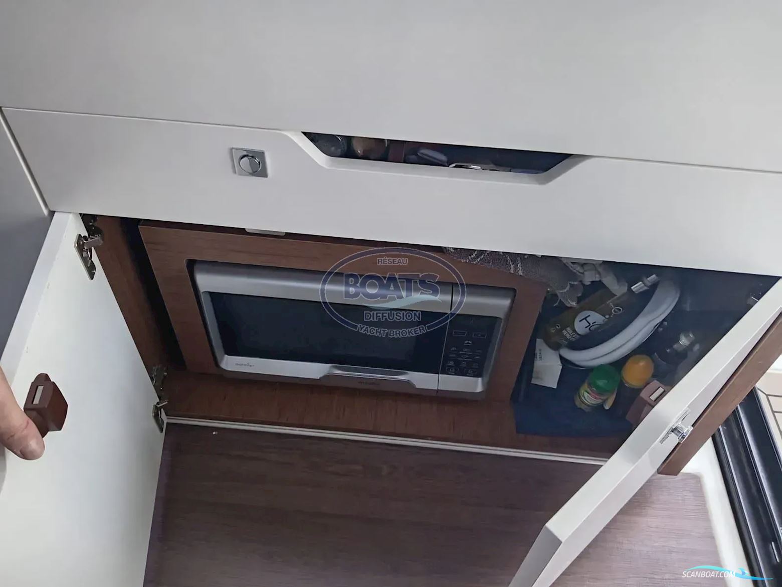 Beneteau Antares 9 ob