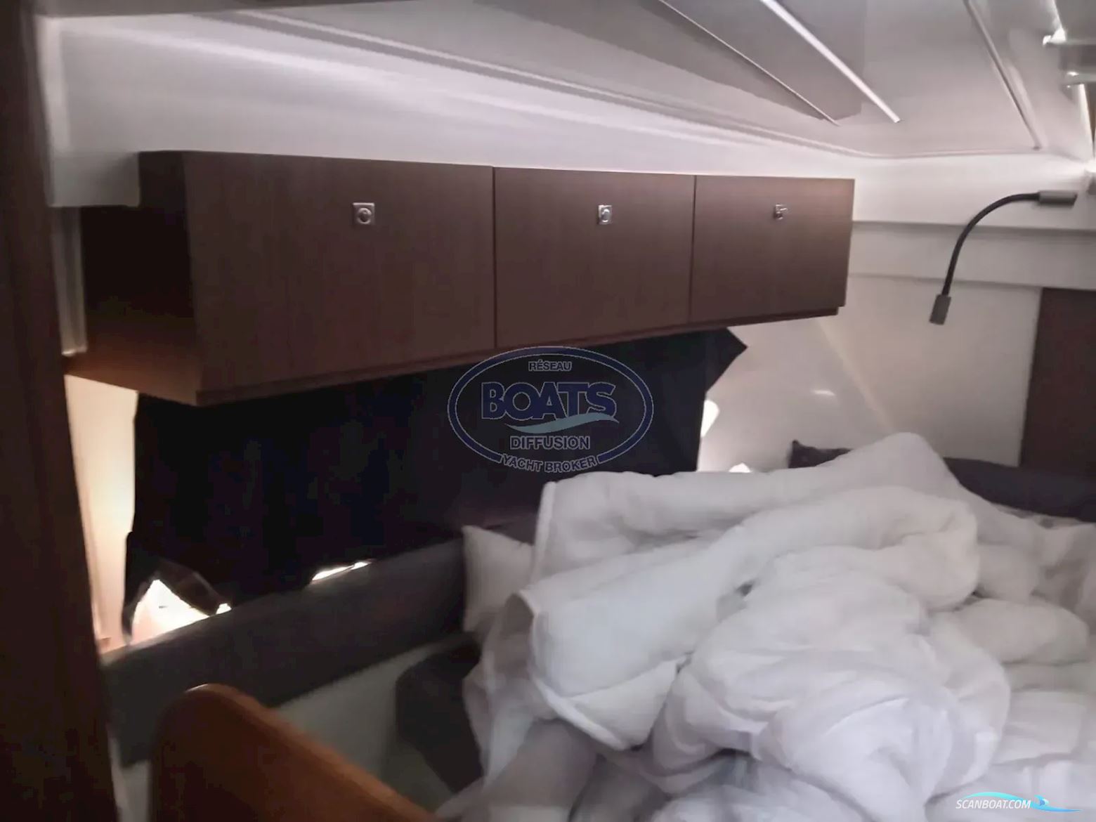 Beneteau Antares 9 ob