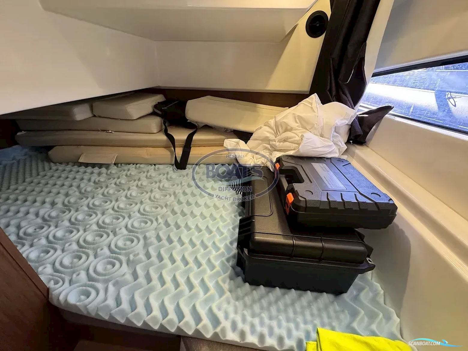 Beneteau Antares 9 ob