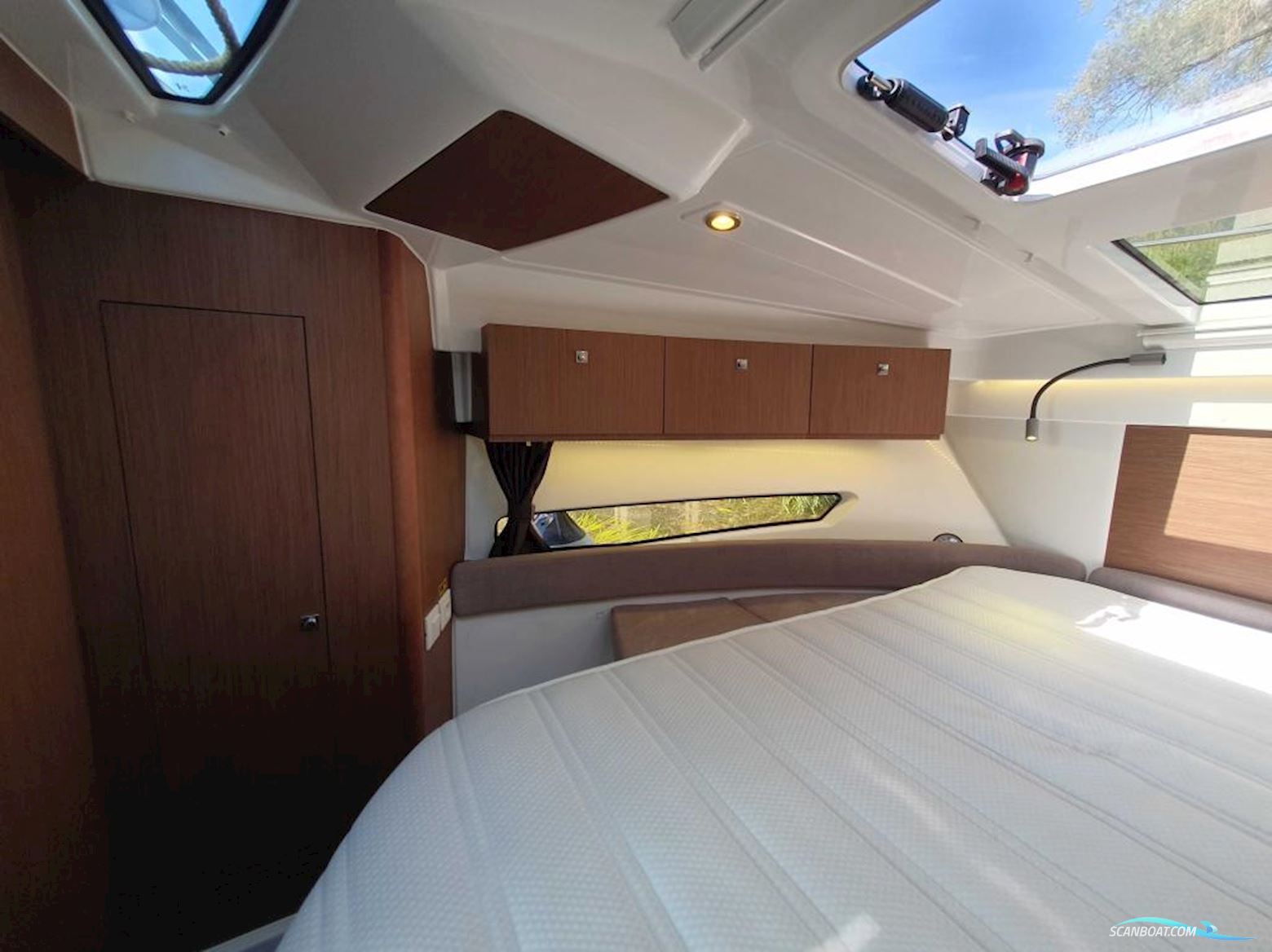 Beneteau Antares 9 OB