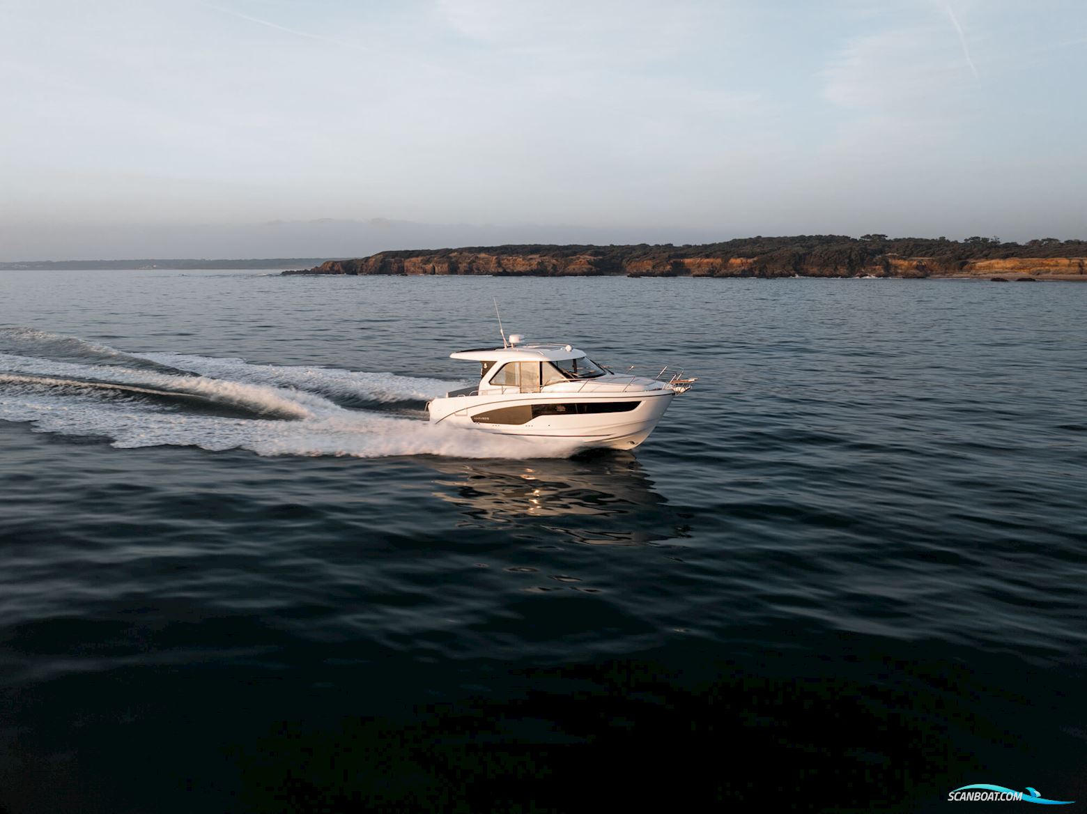 Beneteau Antares 9 OB V2 – på Vej Hjem