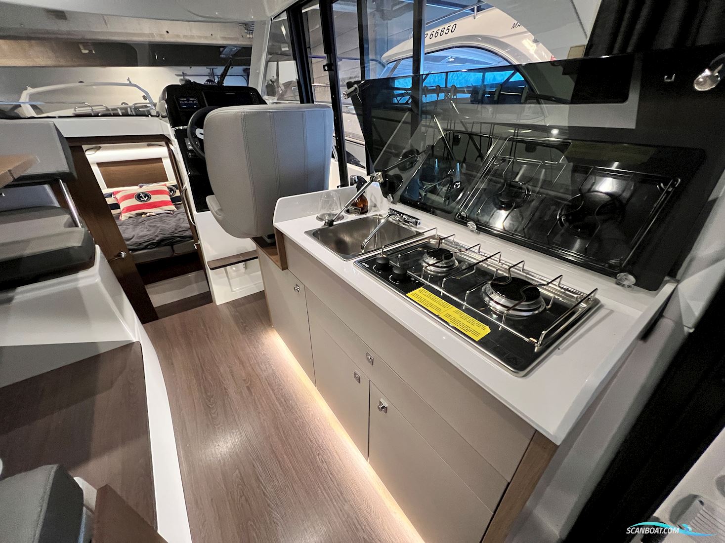 Beneteau Antares 9