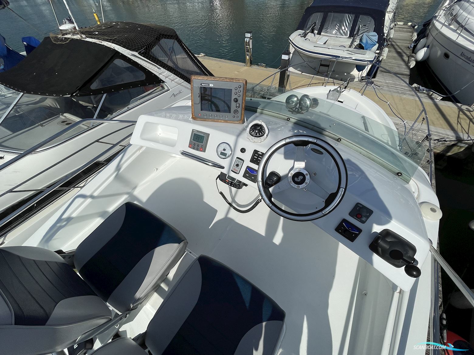 Beneteau Antares 9