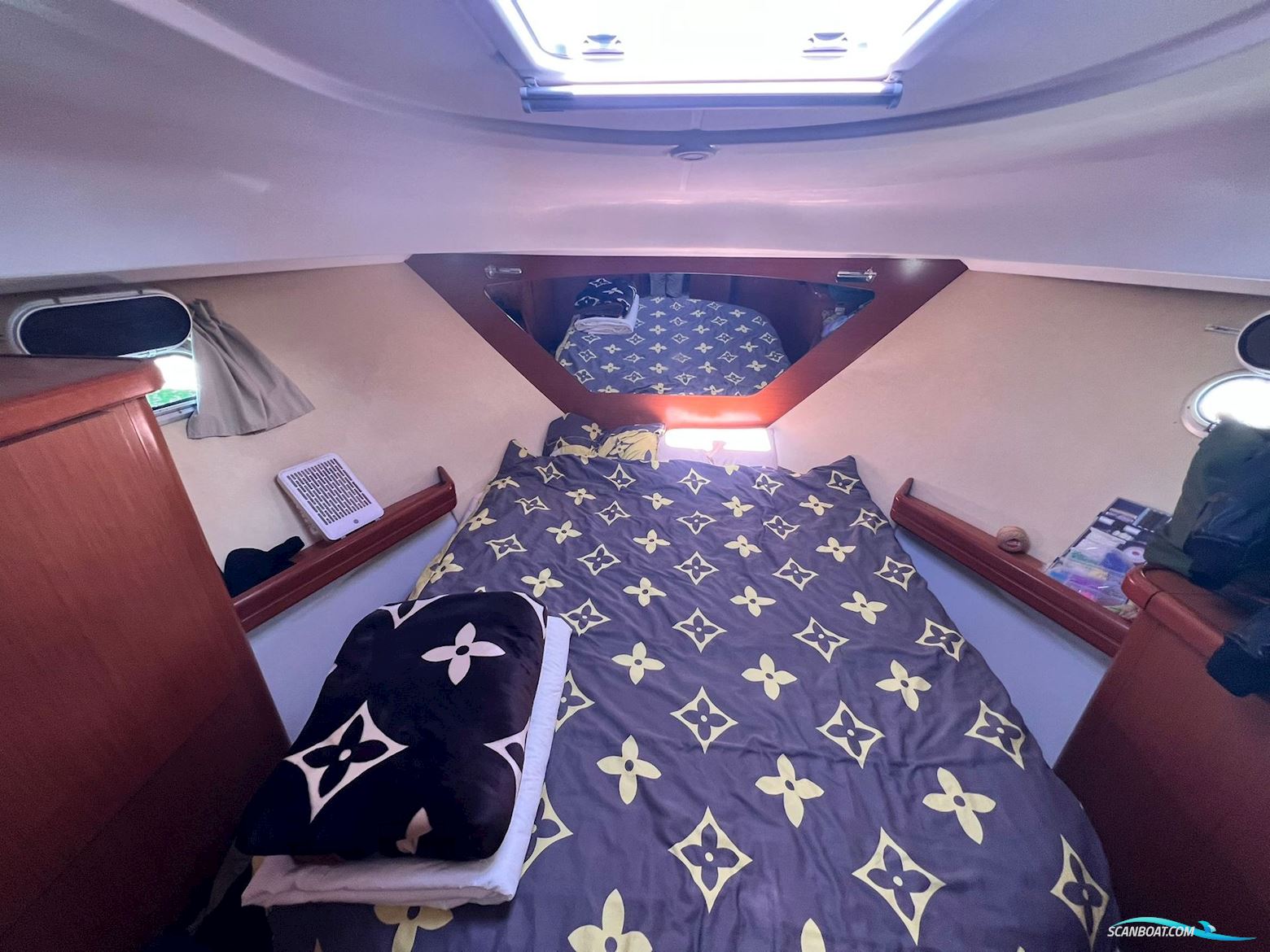 Beneteau Antares 9.80 Flybridge – 2009