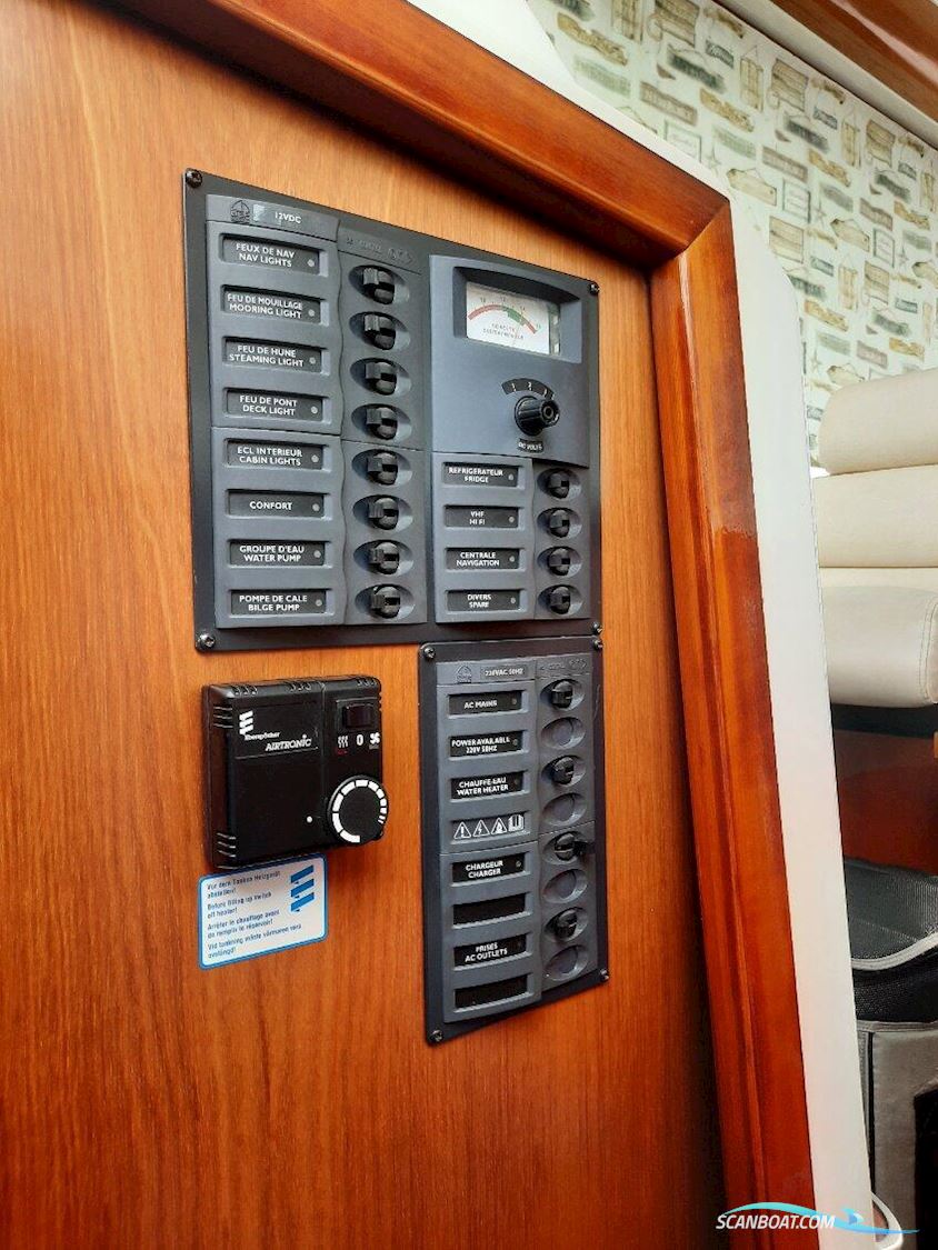 Beneteau Antares 980