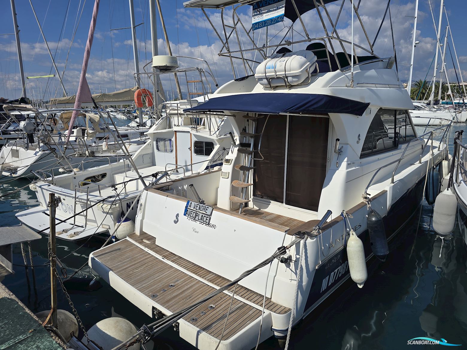 Beneteau Antares 980 Motorboat 2009, with Volvo D4 engine, France