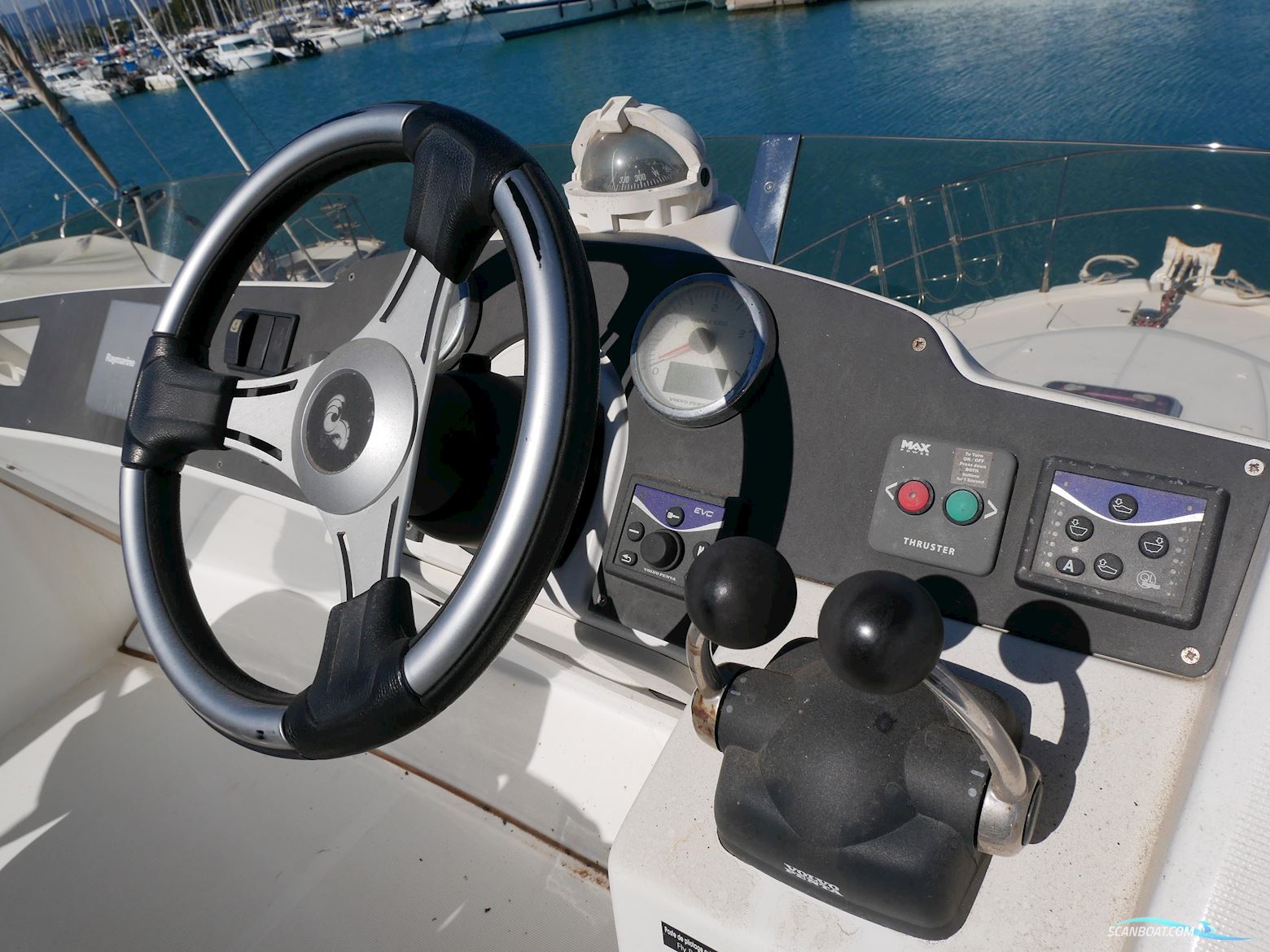 Beneteau Antares 980