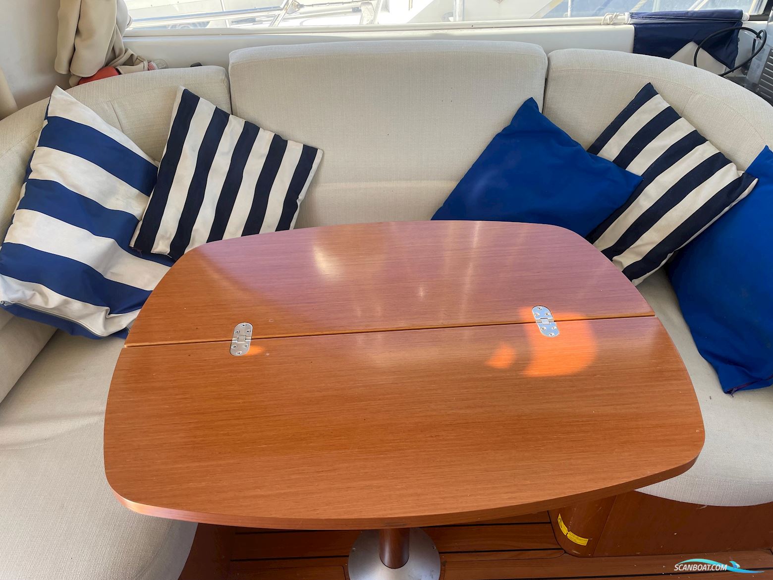 Beneteau Antares 980