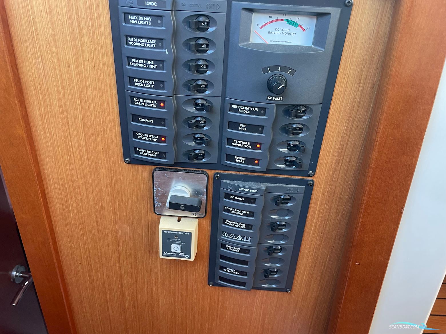 Beneteau Antares 980