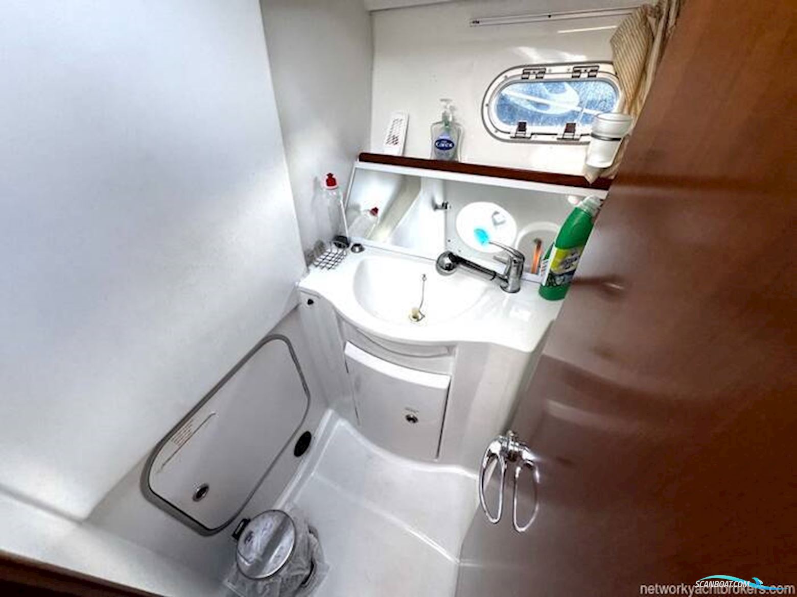 Beneteau Antares 9.80