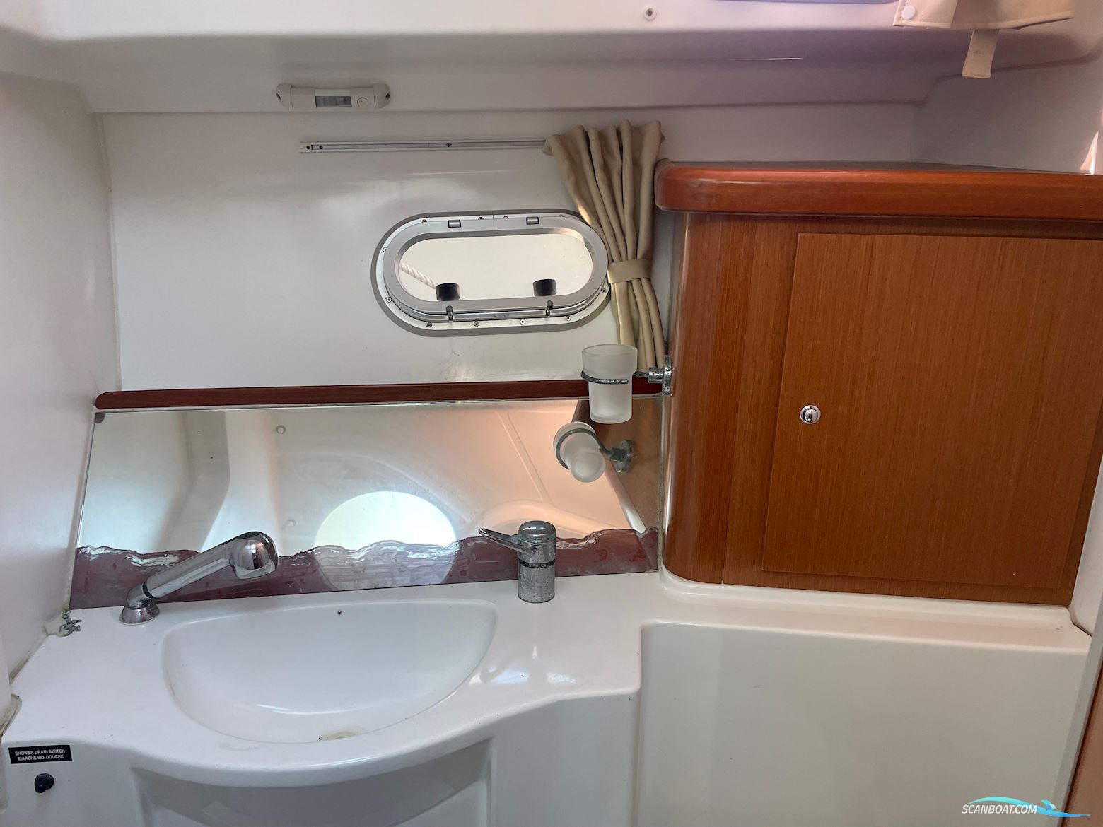 Beneteau Antares 980