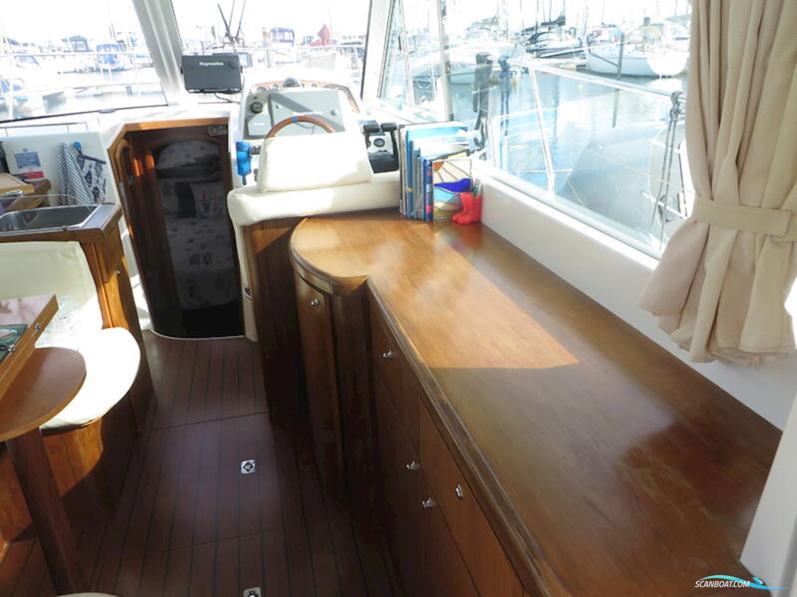 Beneteau Antares 9.80