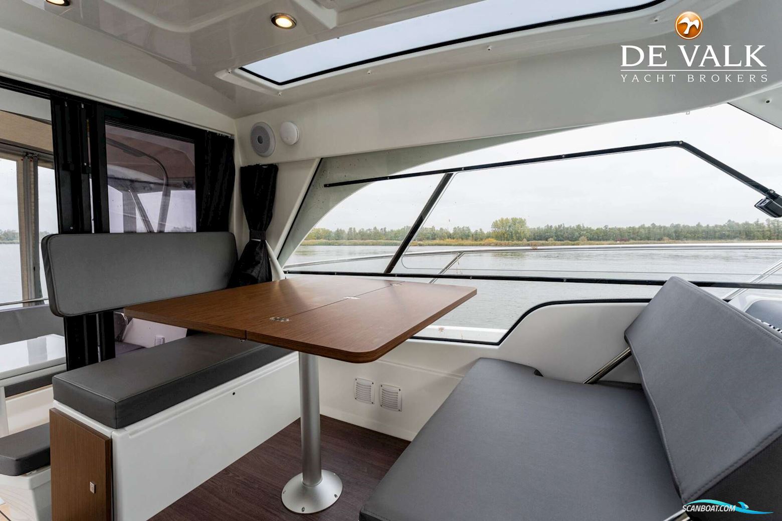 Beneteau Antares Serie 9