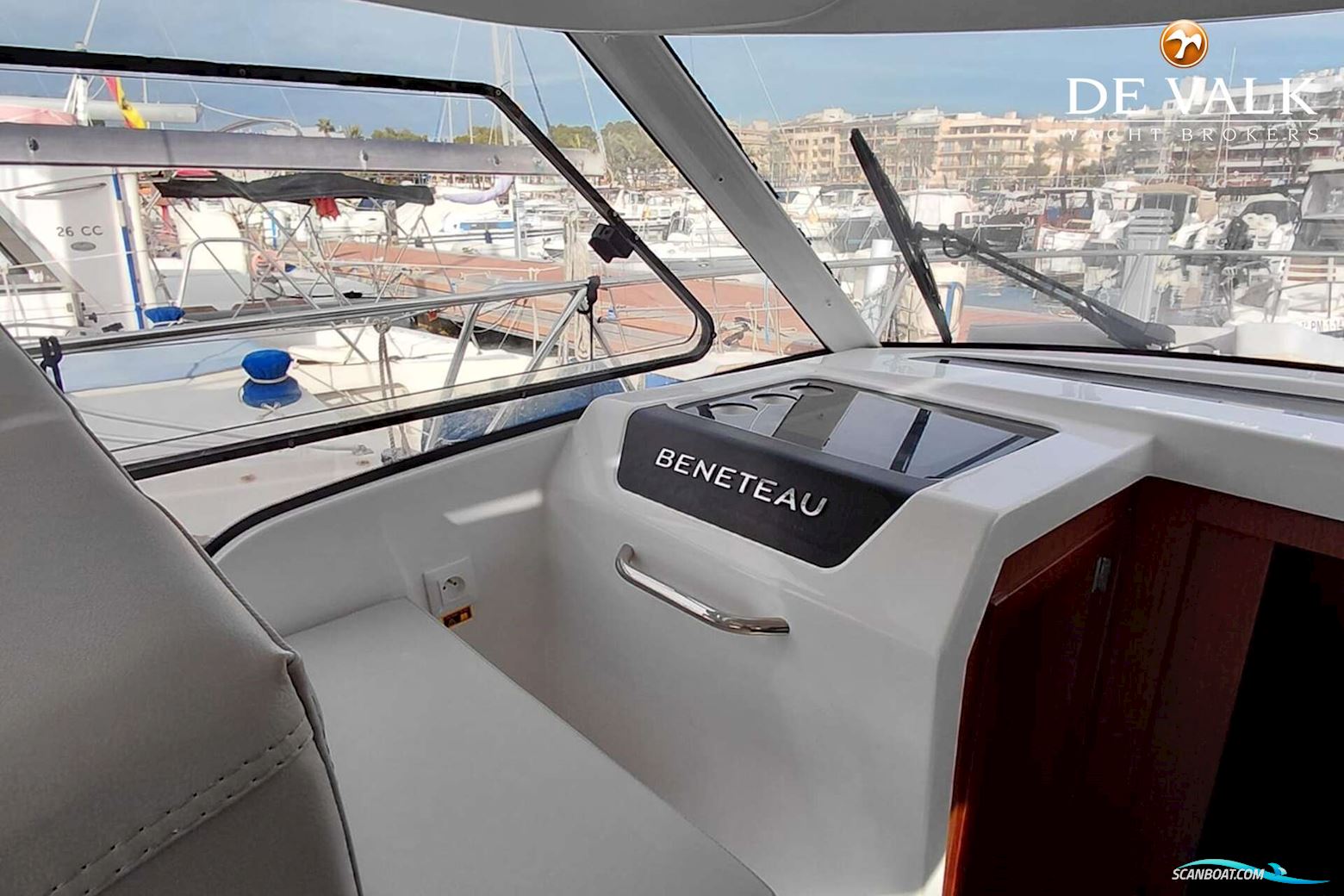 Beneteau Antares Serie 9